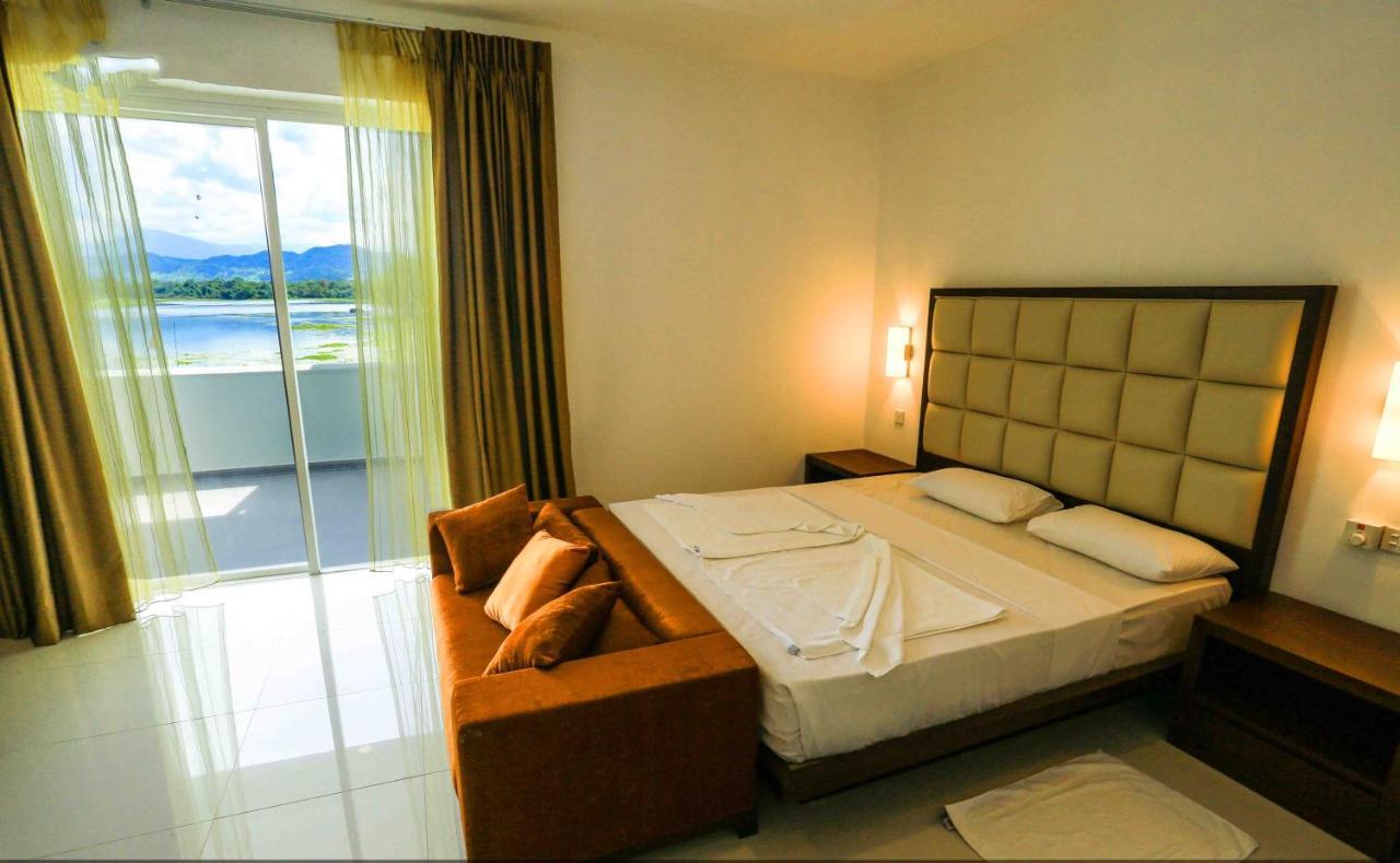 Hotel Lavendish Wild Safari Wasgamuwa Exteriér fotografie